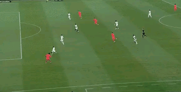 中国男足2-0力克世界杯新军库拉索 年轻球员王钰